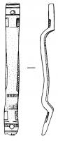 ACE-4016 - Applique de ceinturebronzeTPQ : 350 - TAQ : 500Applique de ceinture en pontet riveté, à décor limité à des angles abattus, de forme rubannée, sans élément saillant au centre ni aux extrémités.