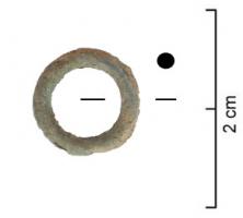 AGR-8006 - Annelet moulécuivreAnneau de petite dimension, moulé, de section circulaire.