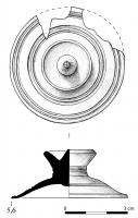 APM-4082 - Applique de meublebronzeTPQ : -30 - TAQ : 300Bouton circulaire conique, tourné, avec un ornement sommital en cône renversé ; pointe et cupule de tournage.