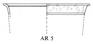 CPE-4023 - Coupe AR 5verreCoupelle à bord vertical, élargi vers l'extérieur et adouci au feu, un file gravé à l'intérieur et un haut au haut de la panse ; parois verticales.