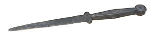 DAG-7029 - Dague monométalliqueferDague courte, au manche entièrement en fer et légèrement renflé ; pommeau cylindrique ; garde courte.