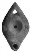 LMP-4034 - Lampe Loeschcke VIIIterre cuiteLampe à bec rond; disque sans décor; anse rapportée, en forme de triangle.