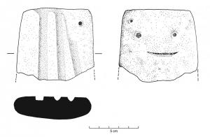 MOU-1003 - Moule : objet indéterminépierreFragment de moule en pierre, trop partiel pour permettre d'identifier de façon précise, l'objet à mouler.