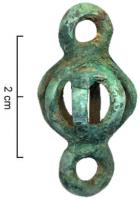 PDQ-2044 - Pendant-cagebronzePendant coulé, en forme de cage ovoïde (destinée à contenir une petite bille en matiere périssable), muni d'un anneau à chaque extrémité. 
