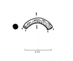 PRL-3519 - Perle annulaire gracile unie en ambreambrePerle annulaire gracile (D. perforation > D. section); diamètre d'ouverture et section variable.