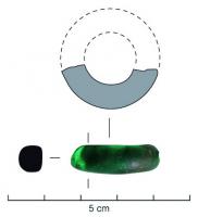 PRL-3527 - Perle annulaire gracile, unie - gr. Haev. 21verrePerle annulaire gracile (D. perforation > D. section), en verre vert à vert foncé, translucide, unie, de section circulaire ou en D.
Le diamètre externe est de l'ordre de 20 à 30 mm.