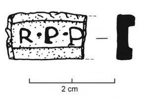 TES-4109 - Tessère rectangulaire : R.P.PplombTessère estampée, sans perforation transversale signalée : R.P.P.