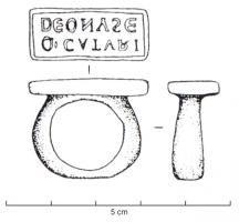 BAG-4369 - Bague signaculumbronzeTPQ : 1 - TAQ : 250Bague coulée, à chaton de forme rectangulaire creusé pour dégager une inscription rétrograde, lettres en creux ou en relief selon les exemplaires.
