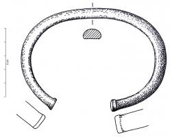 BRC-1076 - Bracelet ouvert à légers tamponsbronzeBracelet ouvert, à tige massive de section semi-circulaire ou plano-convexe, inorné et à légers tampons.