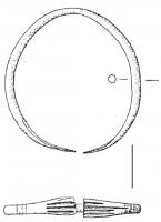BRC-4114 - Bracelet ouvert à têtes de serpentsbronzeBracelet à jonc circulaire ou en D et dont les extrémitées, généralement élargies et martelées, sont ornées de gorges parallèles au jonc. Les extrémitées peuvent être précédées de gorges transversales.