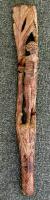 EVT-4001 - ÉventailosManche d'éventail (?) comportant une base massive et allongée, une partie médiane sur laquelle se détache une figurine de jeune éphèbe (Apollon ?) tenant une flûte de pan, et un sommet sculpté en forme de feuillages formant un angle droit.
