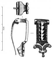 FIB-41319 - Fibule émailléebronzeArc de forme rectangulaire, avec un de motifs crénelés en arête de poisson, incrustés de nielle; sur le pied, lunules et disques émaillés.