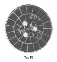 FIB-5258 - Fibule cloisonnée registre central filigranné et pierres Vielitz F6
