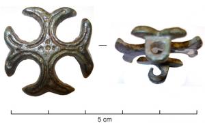 FIB-6077 - Fibule cruciformebronzeFibule en forme de croix cléchée, les extrémités nettement bifides; décor de profondes incisions et ponctuations.