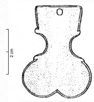 FRT-4017 - Ferret bilobébronzeTPQ : 350 - TAQ : 420Ferret en tôle, constitué de deux parties identiques, bilobées, rassemblées et fixées sur l'extrémité de la ceinture par un ou deux rivets sommitaux. Face externe lisse, ou ornée de cercles concentriques.