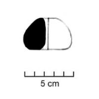 FUS-2026 - Fusaïole à profil ovale terre cuiteFusaïole à profil ovale asymétrique, inornée.
