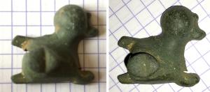 IND-3067 - Applique zoomorphebronzeApplique en forme de quadrupède, revers creux rempli de plomb.
