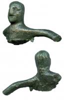 IND-3088 - Objet figurébronzeObjet comportant un buste, de style celtique, avec deux excroissances allongées sur les côtés, en forme de 
