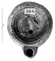 LMP-42695 - Lampe à bec ronde : harpe, dauphinterre cuiteTPQ : 40 - TAQ : 120Lampe à bec rond, semi-circulaire, séparée du bandeau (Loeschcke L2), sans anse ; médaillon limité par trois sillons concentriques. Décor : harpe ornée d'une tête féminine, dauphin.