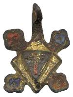 PDH-7098 - Pendant armoriébronzePendant en forme de losange accosté de fleurons, suspension sommitale : 