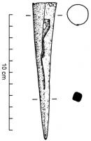 TLL-3003 - Talon de lanceferTPQ : -475 - TAQ : -30Talon de lance conique, à douille, formé d'une feuille martelée puis enroulée sur elle-même; la pointe peut être façonnée avec une section carrée.