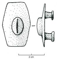 APH-4023 - Applique de harnais: vulvebronzeApplique de harnais de forme hexagonale (scutum), ornée au centre d'un motif en relief en forme de vulve ; deux rivets de fixation au revers.