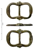 BOC-8016 - Boucle de chaussure à traverse fixebronzeBoucle en double D, à traverse fixe; la boucle a une section triangulaire avec un décor plastique à l'intersection de la boucle avec la barre.