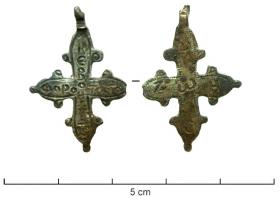 CRF-9009 - CrucifixargentCroix inscrite sur les deux faces (caractères grecs), avec anneau de suspension.
