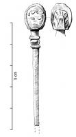 EPG-4424 - ÉpinglebronzeEpingle dont le sommet figure une tête féminine dans un cadre ovale (chignon à l'arrière du crâne); le sommet est séparé du fût par une série de moulures en relief.