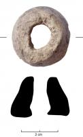 FUS-6005 - Fusaïole en céramique façonnée tronconiqueterre cuiteFusaïole en céramique façonnée, de profil tronconique.