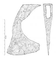 HCA-5016 - FrancisqueferArme de jet asymétrique en S, à talon percé d'un œil d'emmanchement rectangulaire à angles arrondis ; le tranchant est incurvé symétriquement par rapport à l'axe de la lame et il forme un angle aigu avec le manche.