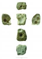 OLI-3001 - Tas à polir l'émailpierrePierre abrasive (grès ?) garnie de cupules formées par l'usure de l'émail.