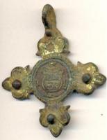 PDH-7086 - Pendant armoriébronzePendant en forme de croix latine, 
