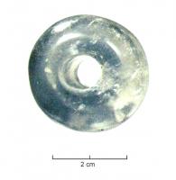 PRL-4070 - Perle annulairecristal de rochePerle annulaire lisse, en forme de sphère plus ou moins aplatie; section torique.