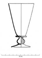 VAB-8013 - Verre à boire Barrera 18verreTPQ : 1600 - TAQ : 1700Verre à boire avec une coupe tronconique séparé du pied par un large disque plan (anneau large). Le pied soufflé-moulé est constitué d'un bouton piriforme tronqué. La pied est une disque fin quasi-plan.
