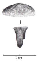 BAG-4373 - Bague à chaton losangique inscritbronzeBague monométallique dont le chaton, losangique, est simplement dégagé par quatre entailles de lime ; il porte une inscription gravée non rétrograde.