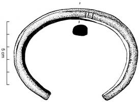 BRC-1083 - Bracelet ouvert sans tamponsbronzeBracelet massif, ouvert, de section à peu près carrée avec les faces externe et interne bombées, pouvant porter des stries transversales.