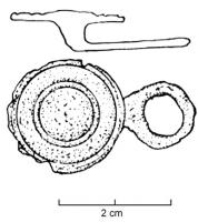 BTA-4013 - Bouton à anneaubronzeBouton à anneau à disque plat orné de cercles concentriques ; anneau circulaire déporté sur le côté.