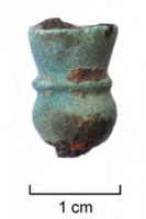 CLD-4108 - Clou de serrure à tête concavebronze, ferClou de serrure coulé sur une tige de fer : tête conique à sommet concave, au-dessus d'une moulure et d'un bulbe.