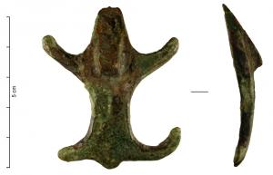 CRU-3023 - CruchebronzeCruche de forme inconnue dont le support d'anse semble posséder un ergot ou une butée. 