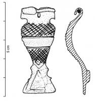 FIB-41138 - Fibule émaillée de type SontheimbronzeFibule à arc foliacé, orné de hachures serrées séparées par une bande transversale lisse; le pied élargi en triangle est creusé d'une loge d'émail.