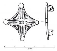 FIB-41792 - Fibule losangiquebronzeTPQ : 1 - TAQ : 200Fibule de forme losagique (ou carrée avec des côtés concaves), présentant un motif excisé crucifome, avec des boutons aux angles.