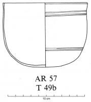 GOB-4046 - Gobelet AR 57verreTPQ : -30 - TAQ : 500Gobelet hémisphérique à sommet cylindrique, bord coupé, fond à peine aplati par écrasement ; groupes de deux ou trois filets meulés en haut et en bas de la panse.