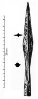 PTL-2006 - Pointe de lanceferGrande pointe de lance à douille longue, flamme anguleuse à nervure centrale de section  losangique