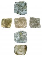 RMA-3003 - Bloc de castinepierreBloc grossièrement cubique en calcaire.