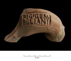 SIG-4104 - Empreinte antique de signaculum métallique sur amphore: FIG.GEMELLIANI