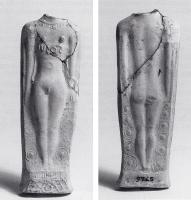 STE-4535 - Statuette : Vénus sur gaine, IVLOSterre cuiteTPQ : 100 - TAQ : 200Vénus dite 
