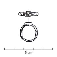 BAG-5092 - Bague à reclasserbronzeBague en bronze, coulée, fermée, avec un chaton légèrement proéminent et gravé : sujet figuré ? inscription ?