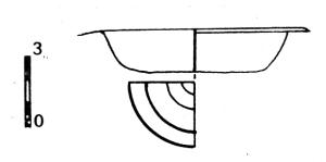 CPE-4087 - Coupelle à panse obliquebronzePetit récipient culé, à bord horizontal, panse oblique et fond plat, orné de stries.
