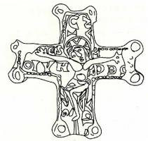 ESP-7066 - Enseigne : crucifixplombEnseigne en forme de crucifix, avec huit anneaux aux anges des branches pour fixation cousue. Le Christ y est figuré en relief plat, parfois accompagné d'inscriptions.